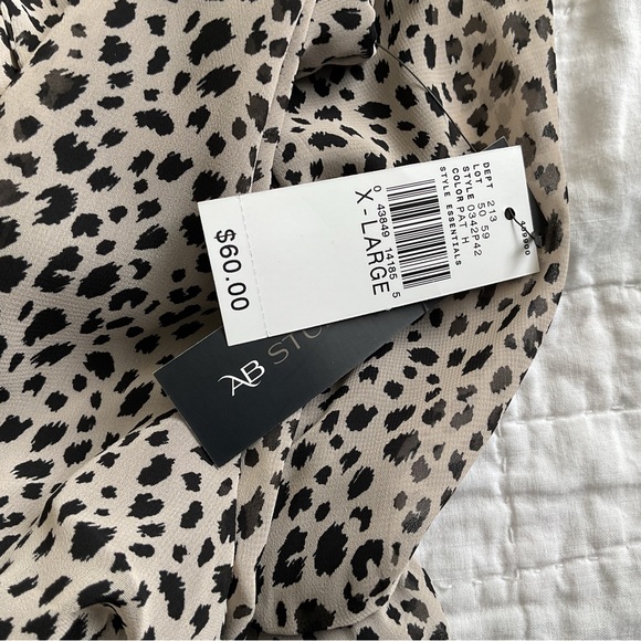 🌷 NWT Dress - Picture 4 of 5